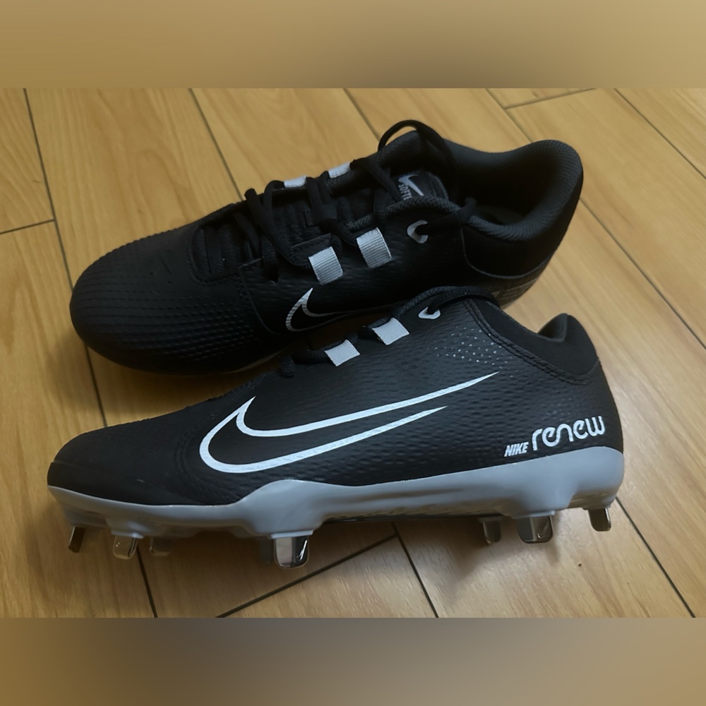 NEW!! Nike Hyperdiamond 4 Pro Metal Softball Cleats